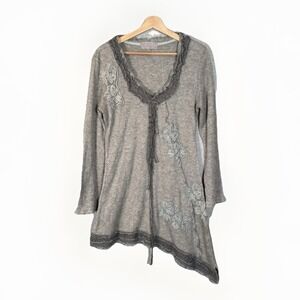 Pretty angel tunic top womens large gray Y2K vintage fairy sweater